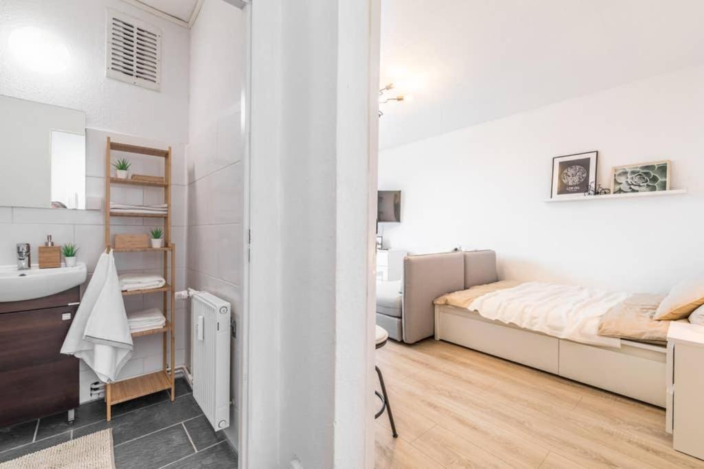 Sauber Und Modern, Netflix, Wifi, Leipzig Flair, Kueche Lägenhet Exteriör bild
